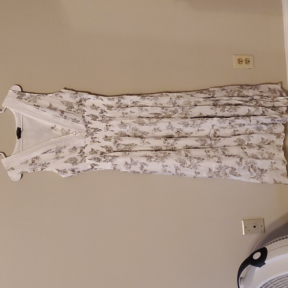 Large, white & Grey floral  cotton dress